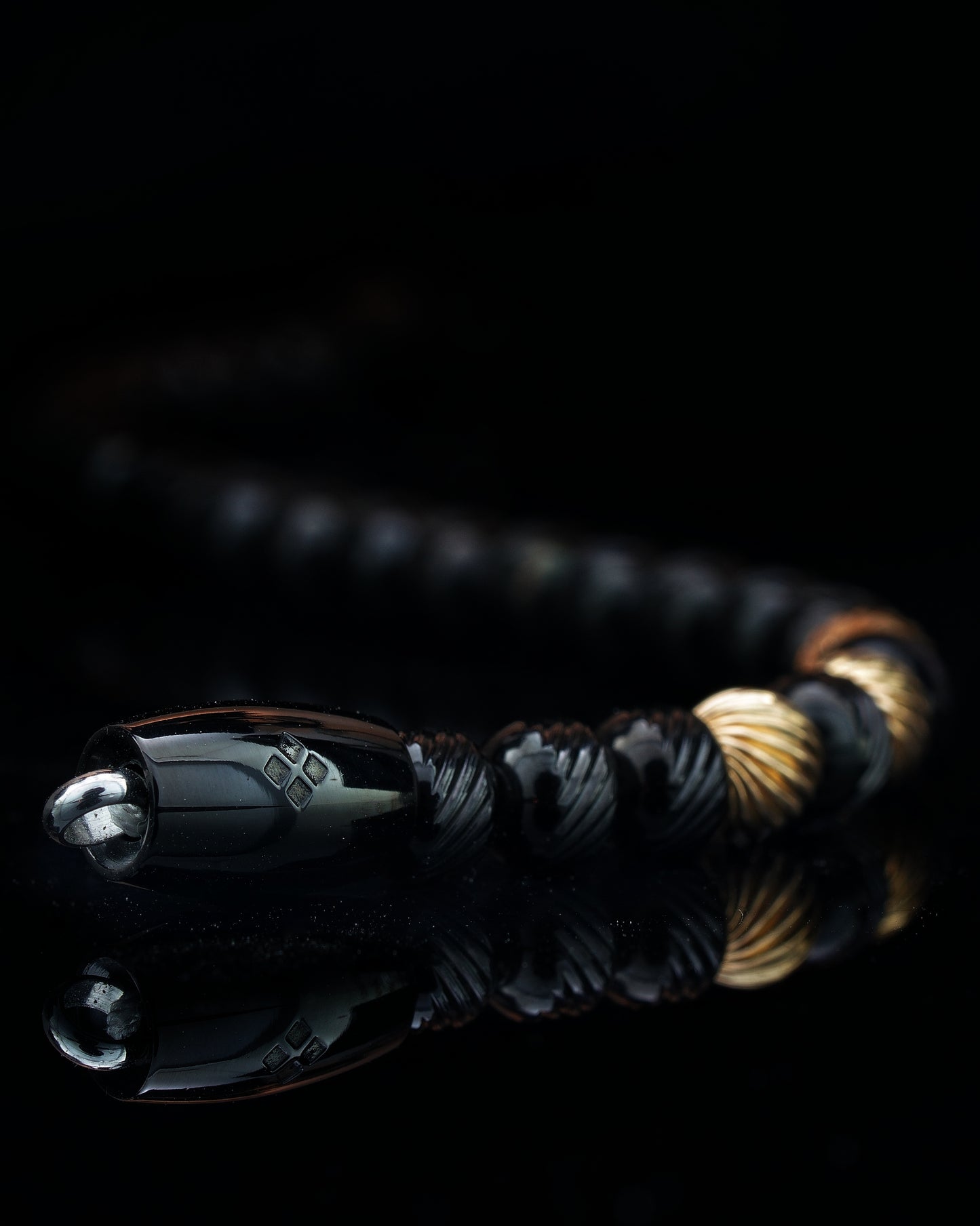 BLACK MAMBA BRACELET⬩ OBLIQUE TEXTURE⬩ CURVED 14K GOLDFIELD THREE DOTS