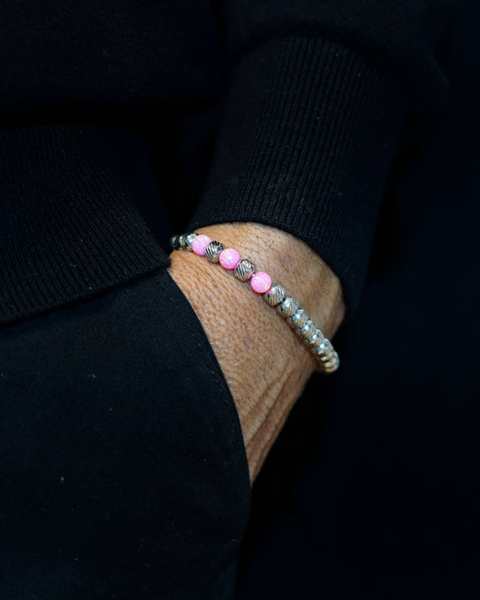 SILVER MAMBA BRACELET⬩ OBLIQUE TEXTURE⬩ SILKY-PINK OPAL THREE DOTS