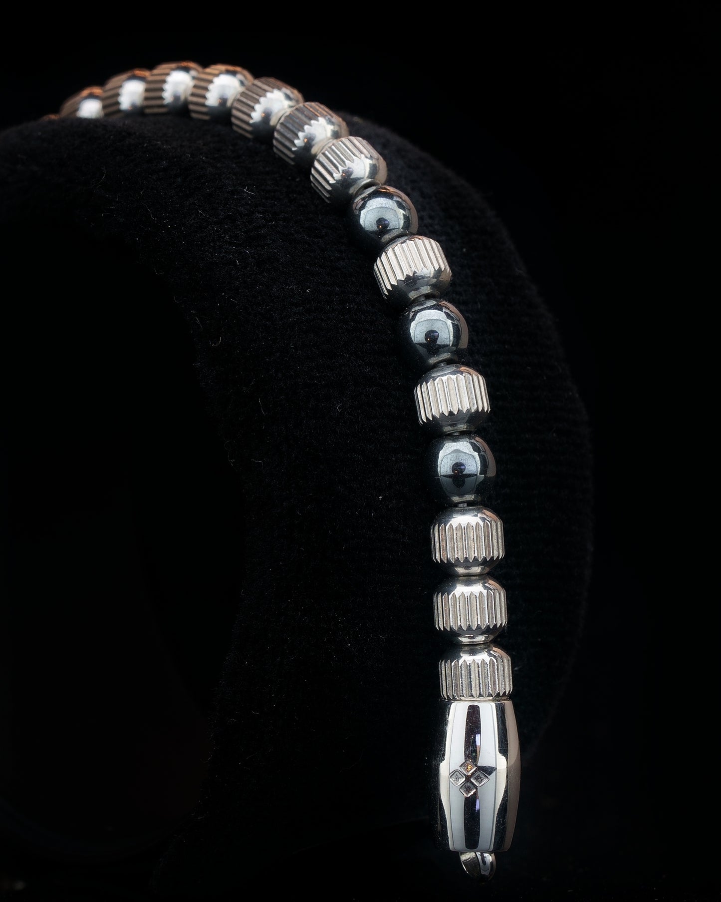 MUDRA BRACELET | SILVER LINED STEEL | STEEL THREE DOTS