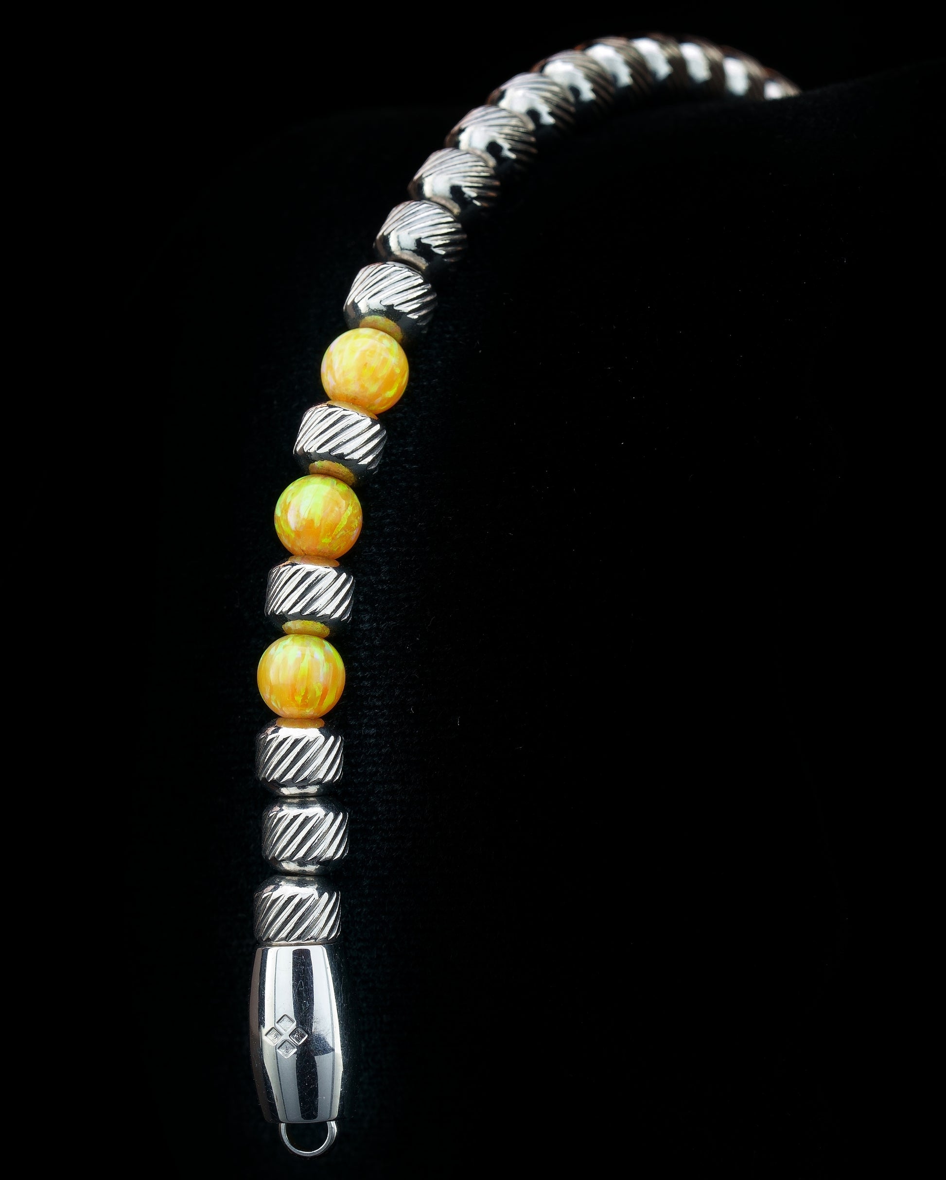 Gloss stainless steel bracelet with genuine, sunny yellow three dots gemstones, oblique texture. different kind of closures, clasps 5/6mm, playable for men and women. Mudra chain classic every day jewelry.