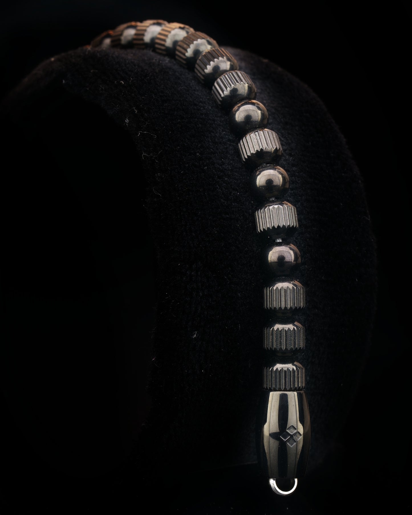 MUDRA BRACELET | BLACK LINED STEEL BEADS | STEEL THREE DOTS