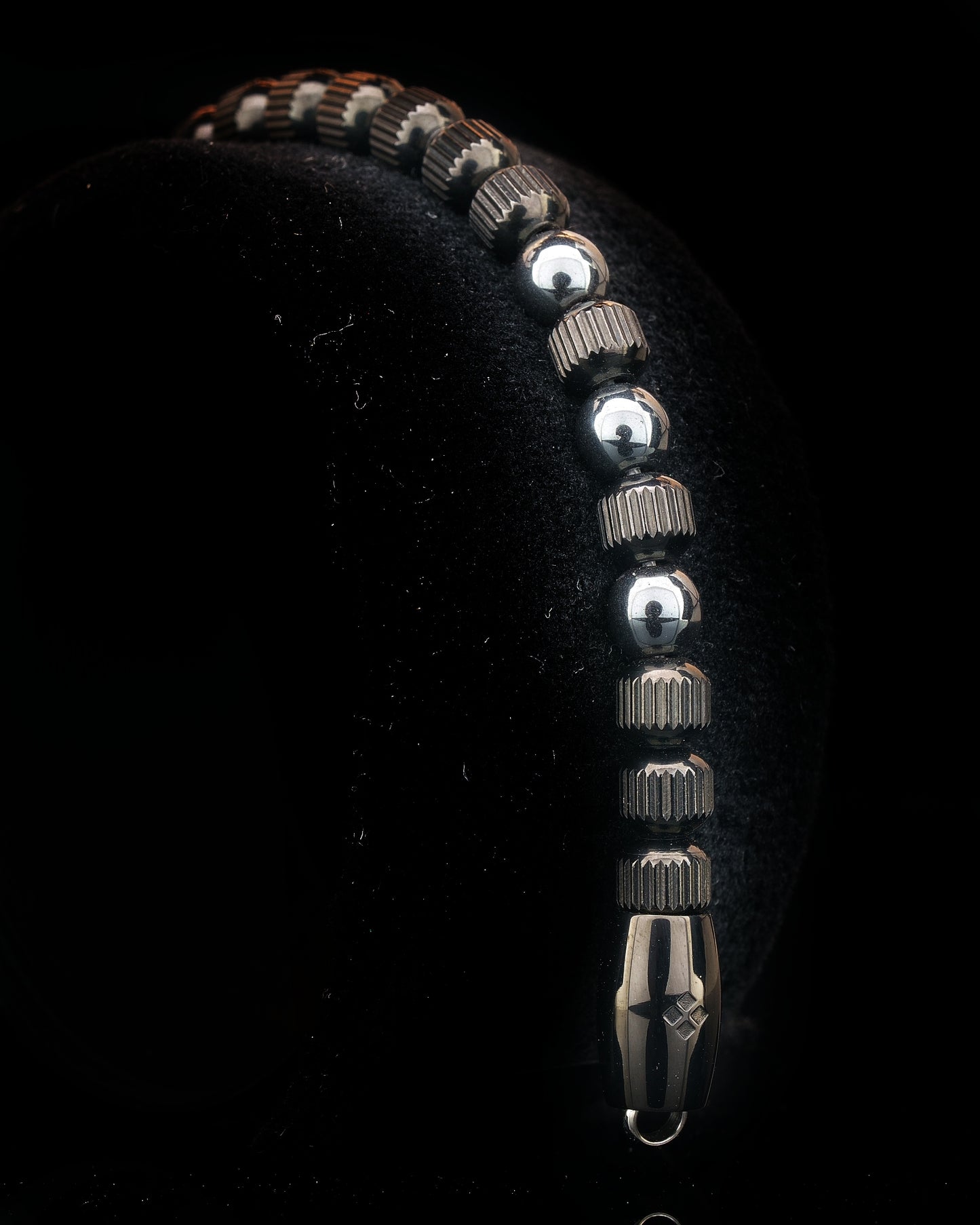MUDRA BRACELET | BLACK LINED STEEL BEADS | STEEL THREE DOTS