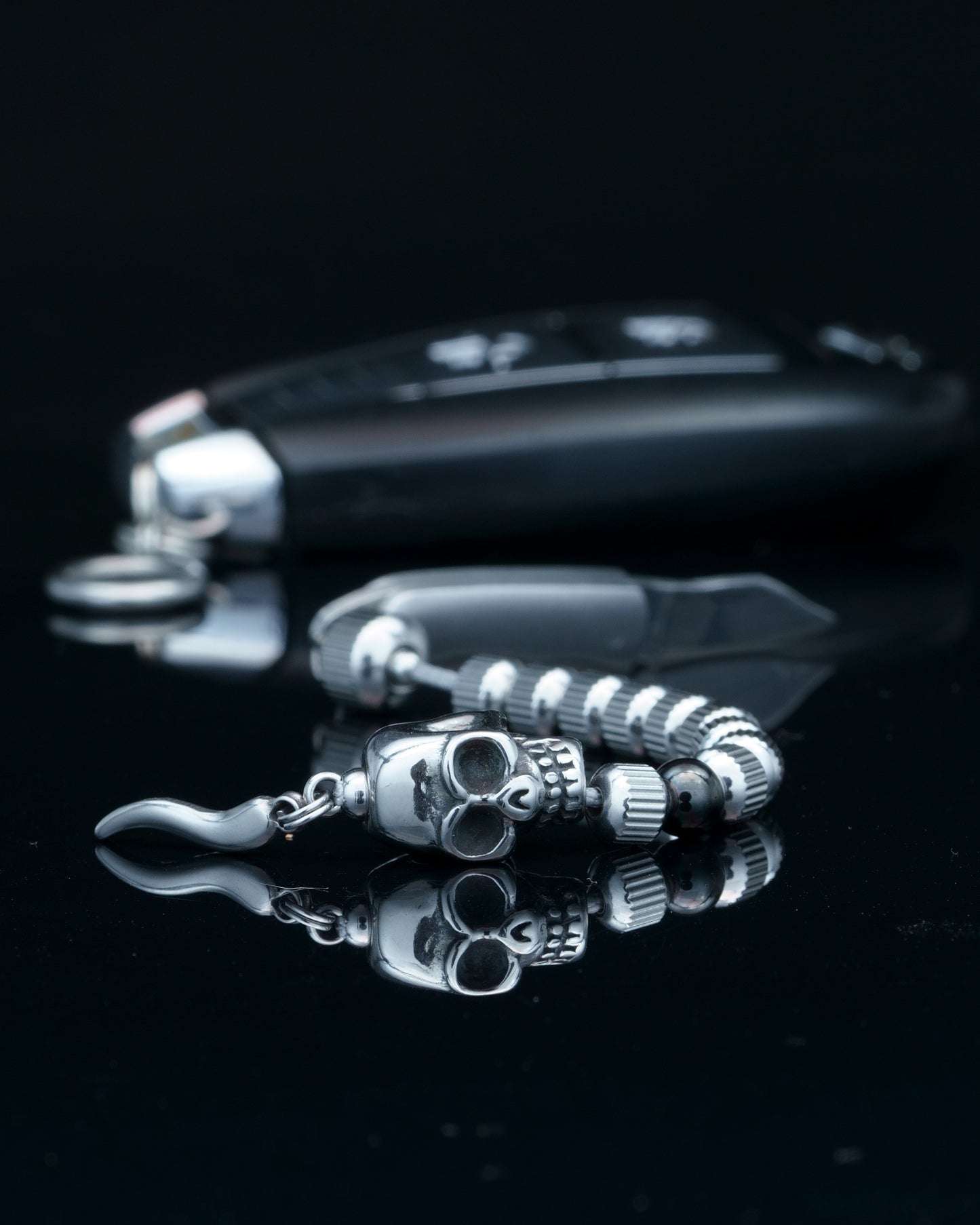 JABBAWOKEY | SKULL HEAD | STRAIGHT LINE STEEL | BLACK STEEL GEM | K NIFE PENDANT | 6MM