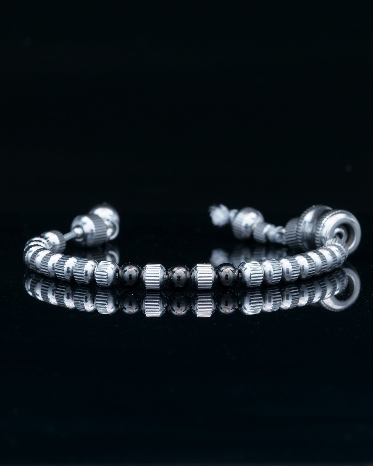 SISQA RUN | STRAIGHT LINE STEEL BEADS | BLACK STEEL GEM | 6MM | 35GR
