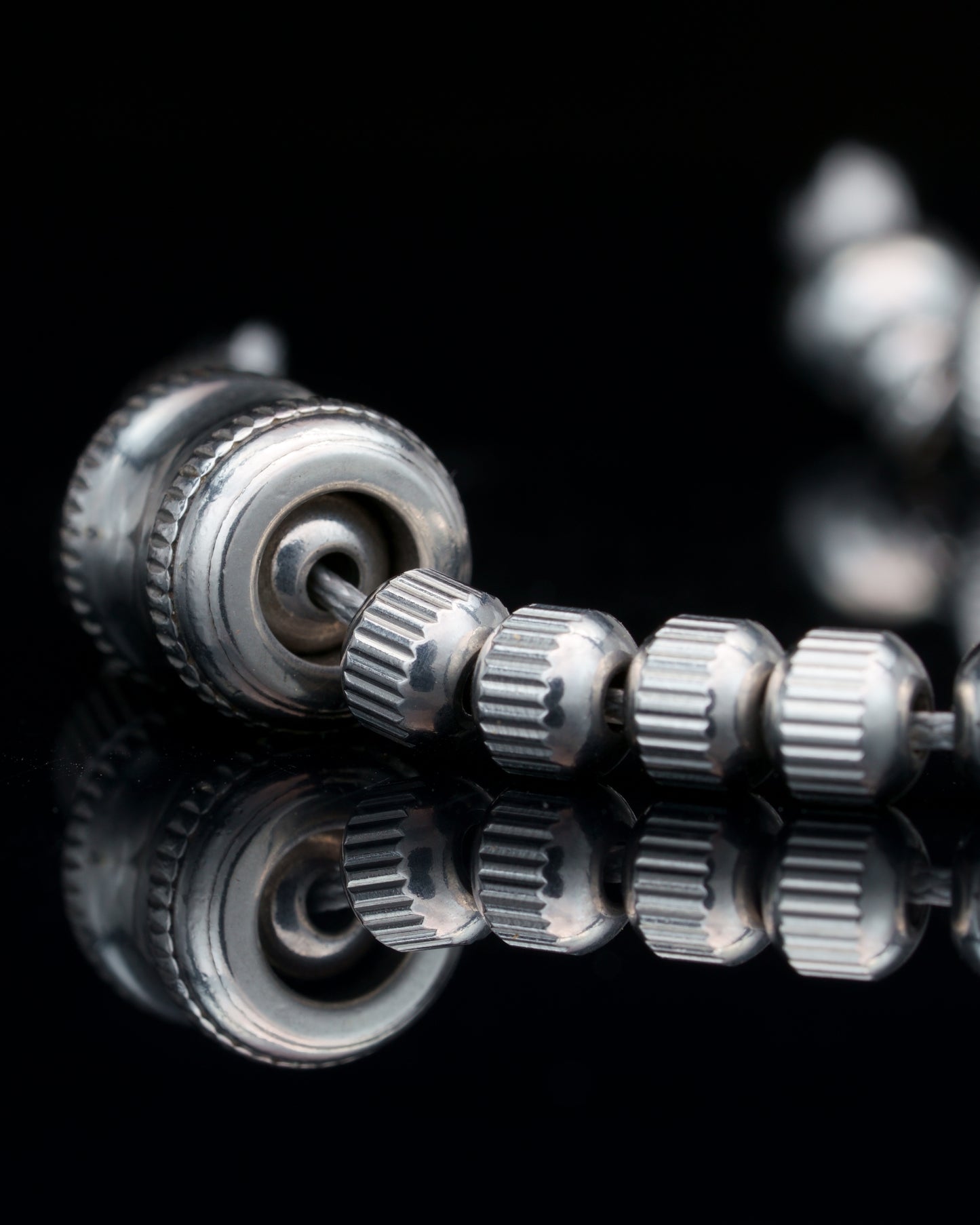 SISQA RUN | STRAIGHT LINE STEEL BEADS | BLACK STEEL GEM | 6MM | 35GR