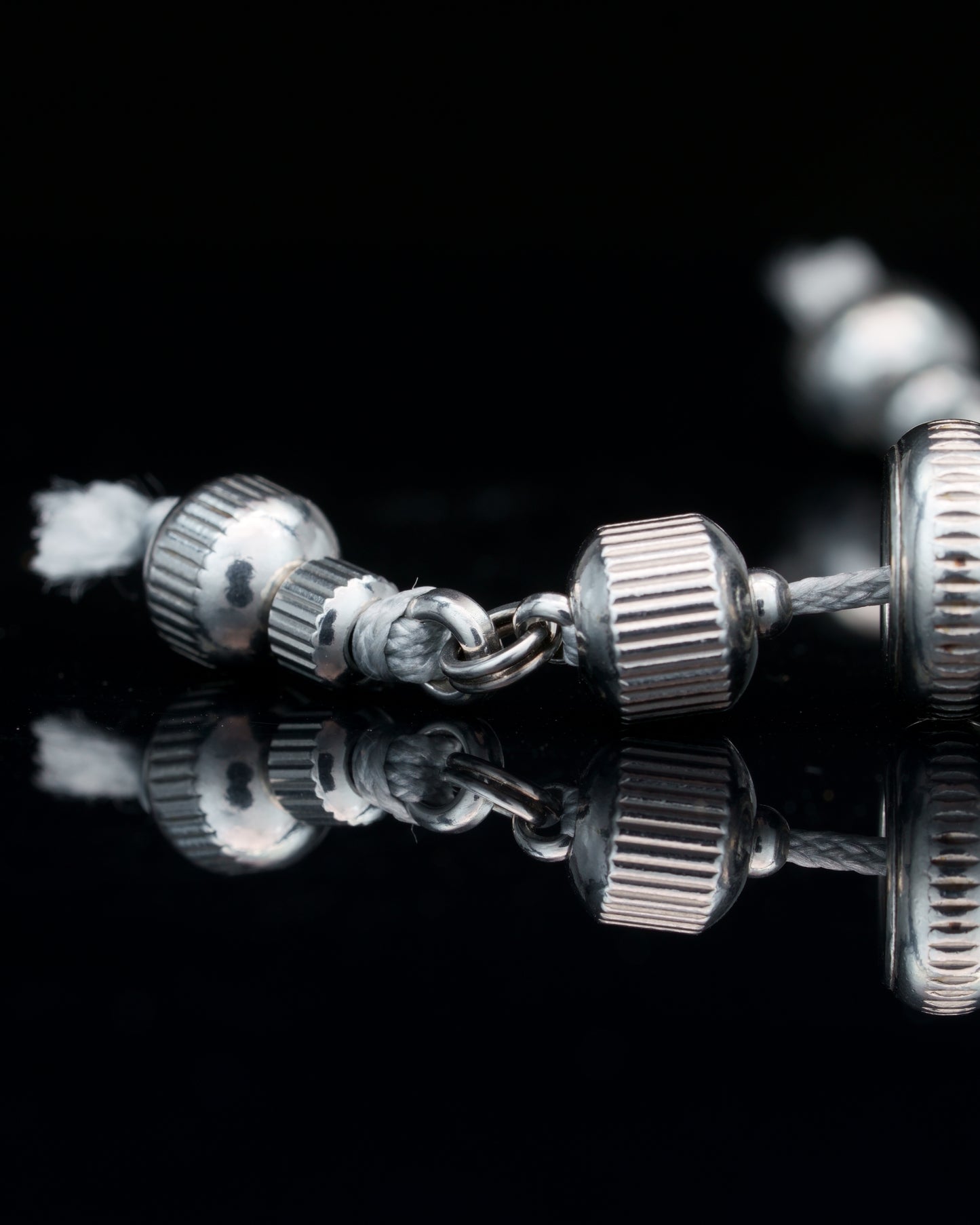 SISQA RUN | STRAIGHT LINE STEEL BEADS | BLACK STEEL GEM | 6MM | 35GR