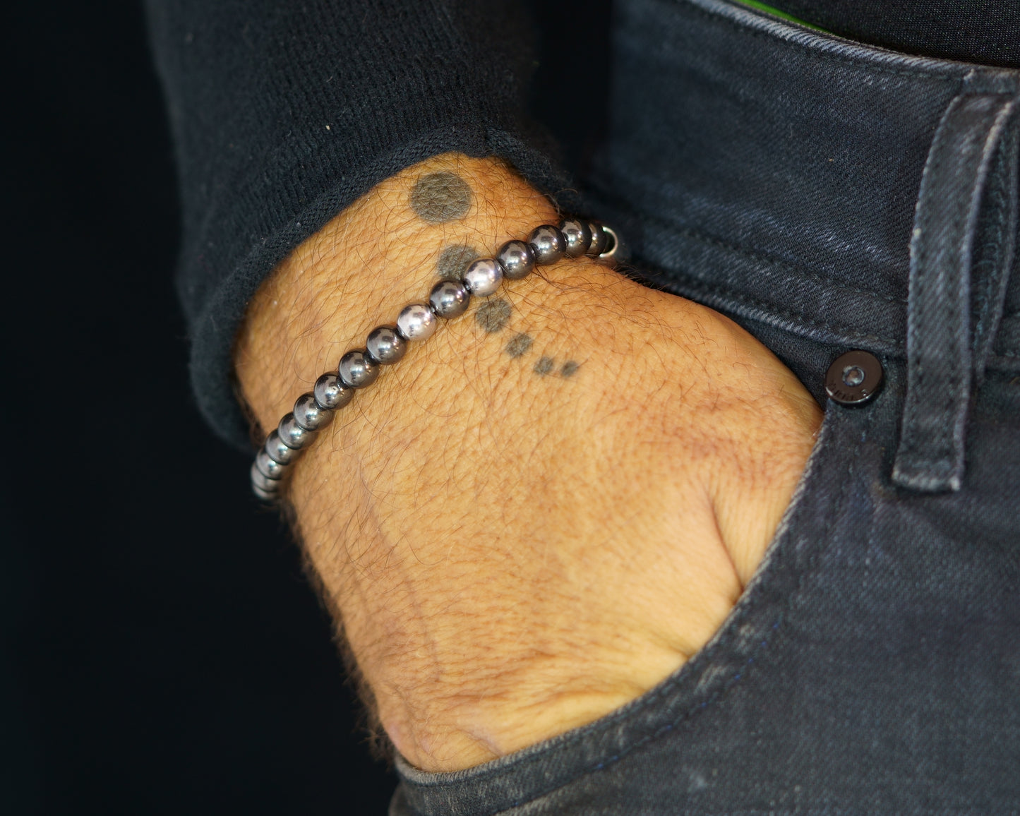 SIKH BRACELET | DARK GRAY HEMATITE STONE | 2 SILVER DOTS