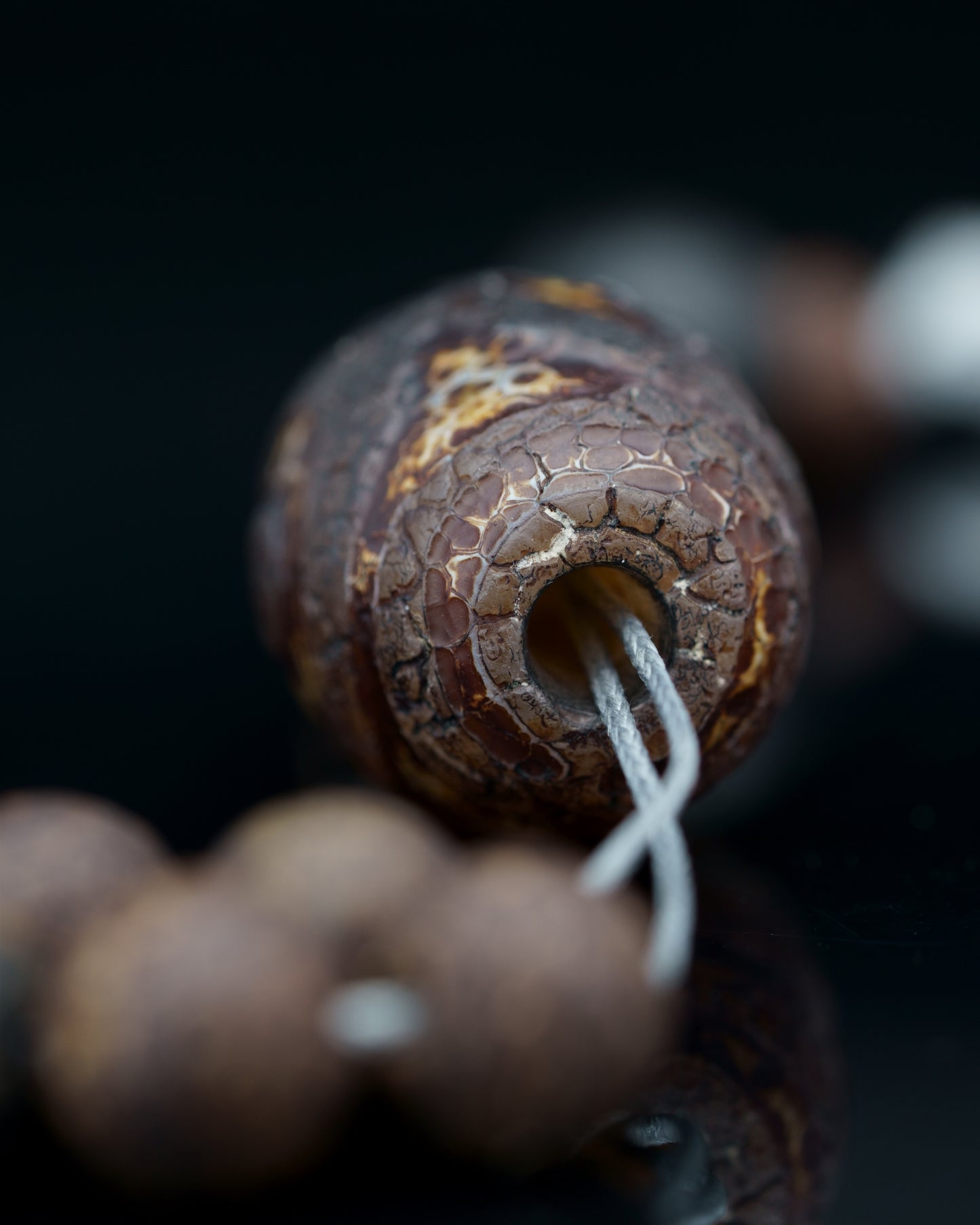 ROYAL MUDRA | FROST ONYX BEADS | DZI FROST MAIN BEAD | 8MM