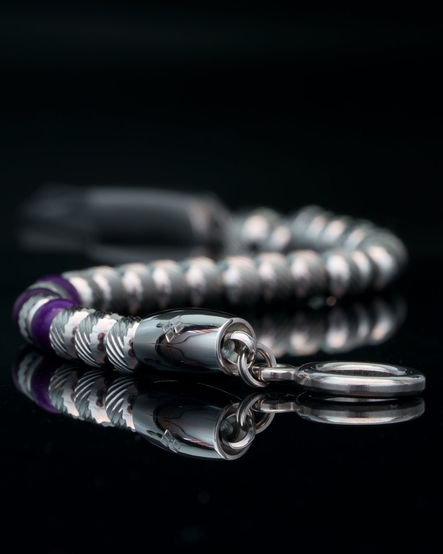 MUDRA BRACELET | SILVER OBLIQUE STEEL | PURPLE CHALCEDONY THREE DOTS