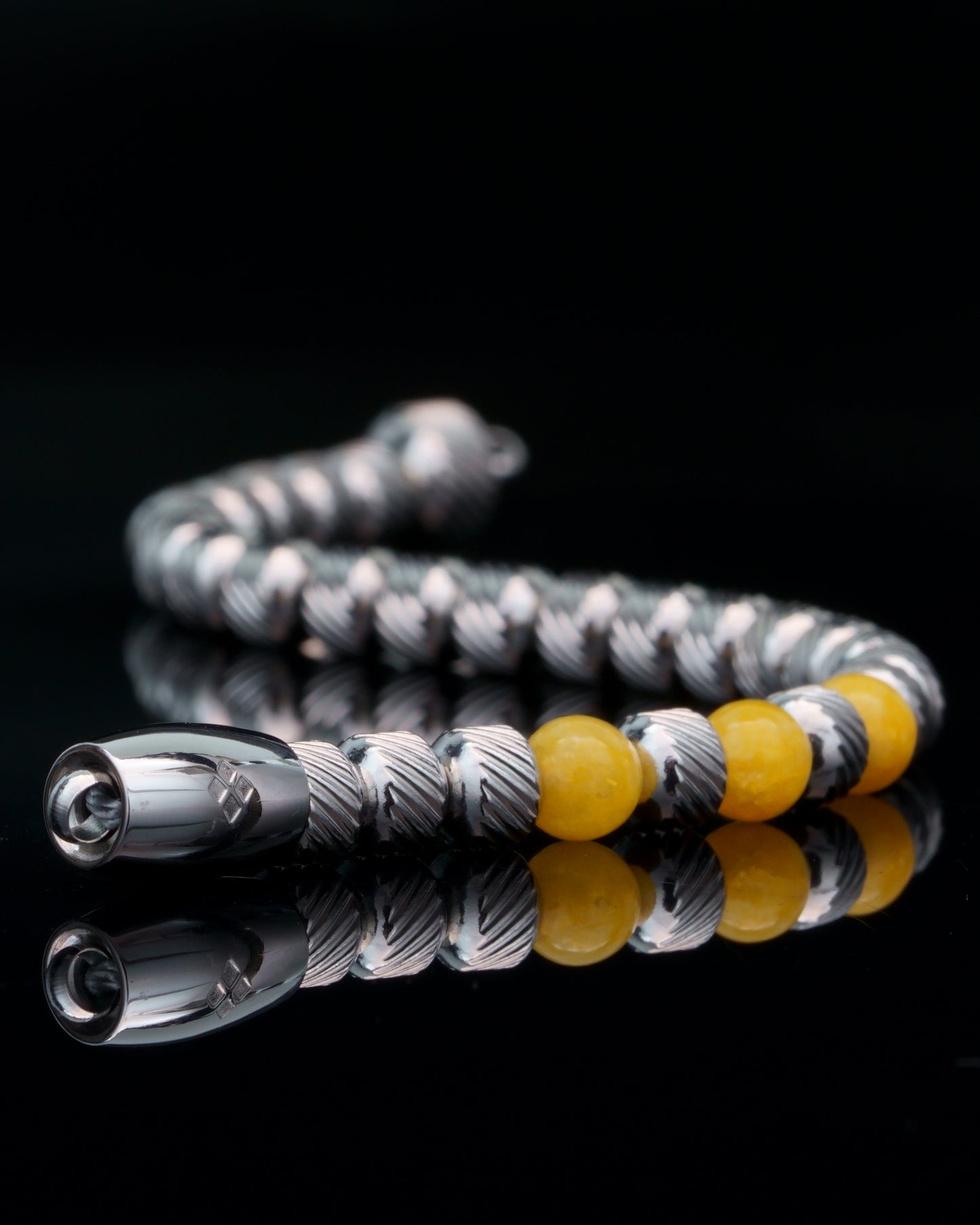MUDRA BRACELET |  SILVER STEEL OBLIQUE TEXTURE |  YELLOW CHALCEDONY THREE DOTS
