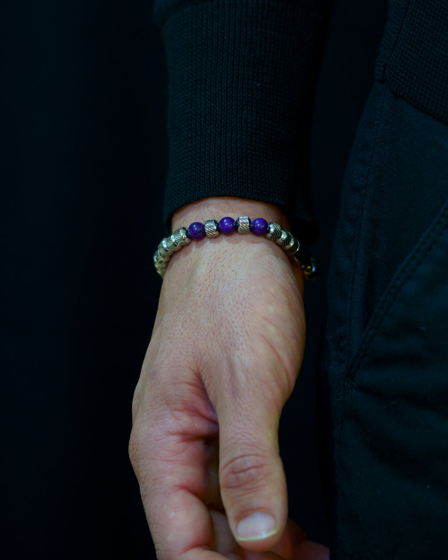 MUDRA BRACELET | SILVER OBLIQUE STEEL | PURPLE CHALCEDONY THREE DOTS