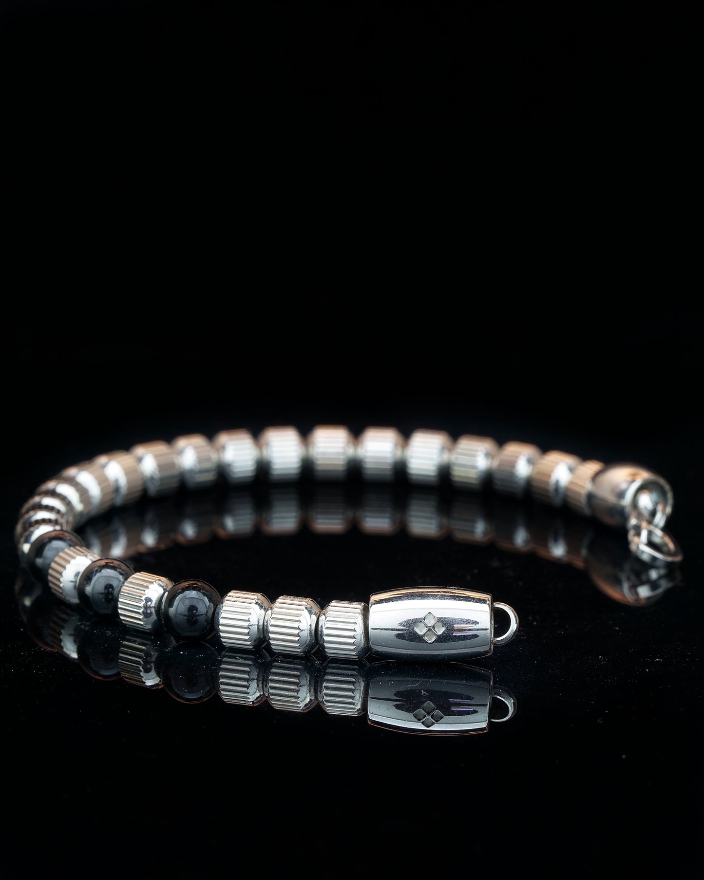 MUDRA BRACELET | SILVER LINED STEEL | STEEL GEM