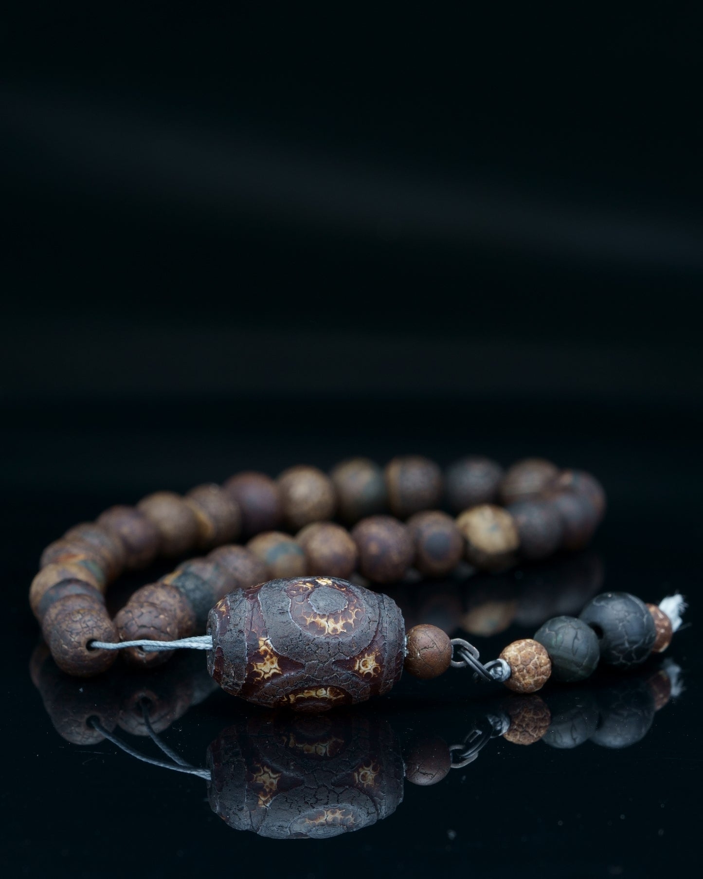 ROYAL MUDRA | FROST ONYX BEADS | DZI FROST MAIN BEAD | 8MM