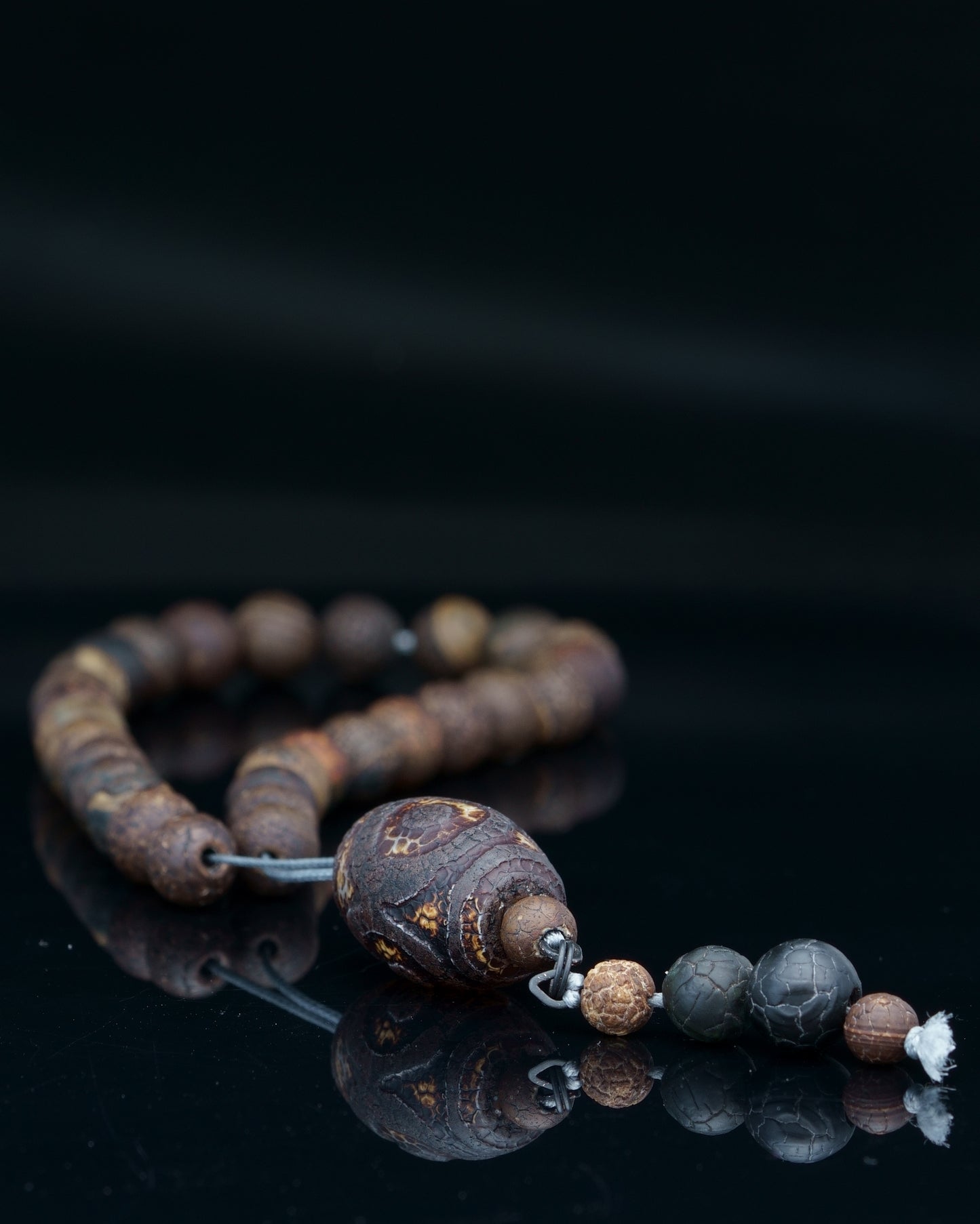 ROYAL MUDRA | FROST ONYX BEADS | DZI FROST MAIN BEAD | 8MM